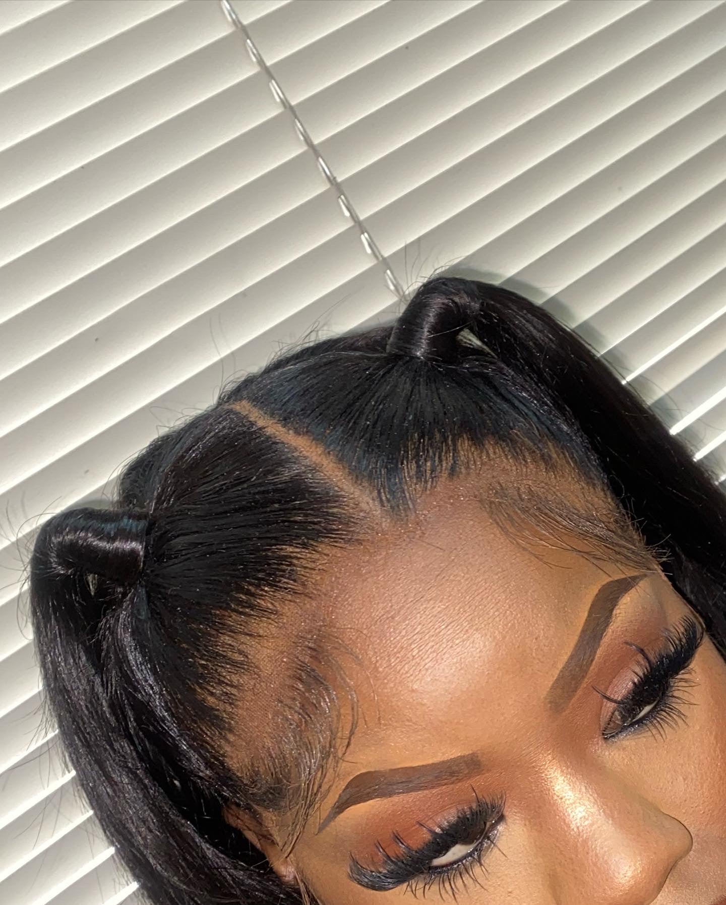 SILKY STRAIGHT 13x6 FRONTAL WIG
